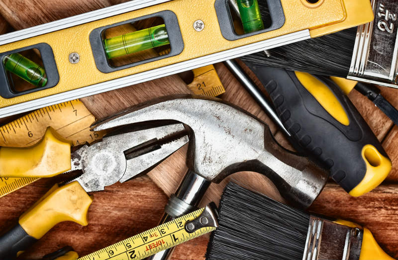 10 Essential Tools for Your DIY Tool Box